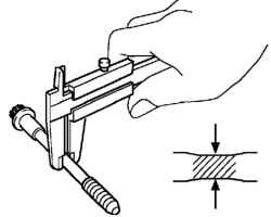 Измерение диаметра удлиняемой части болта